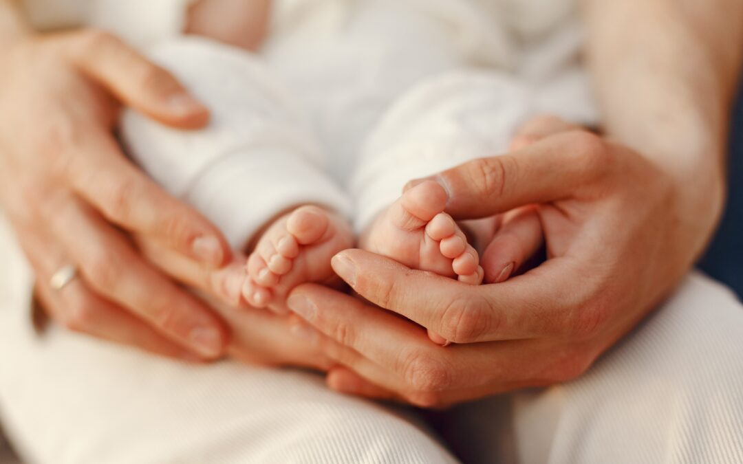 Prestación por maternidad en 2025: requisitos, trámites y plazos